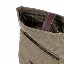     RCM 17319 -